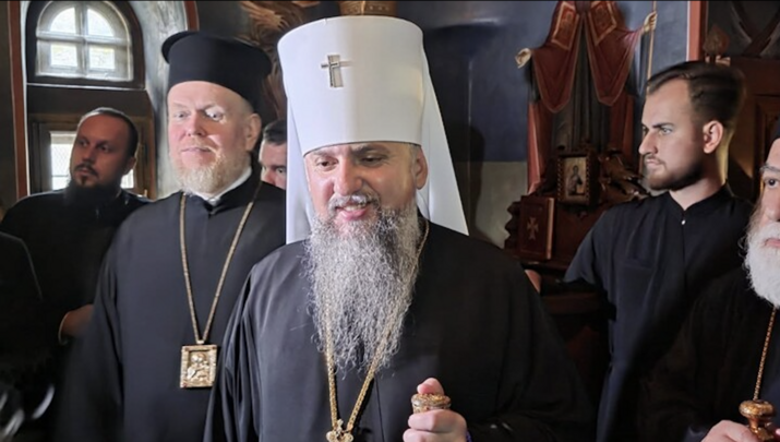 Ο Ντουμένκο και ο Ζορίας στη μονή Εσφιγμένου. Φωτογραφία: fosfanariou
