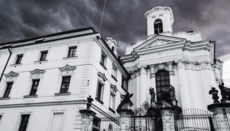 Κατά της Εκκλησίας στην Τσεχία ξεκίνησαν διαδικασία πτώχευσης