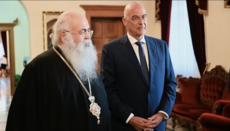 Επίσκεψη Νίκου Δένδια στον Αρχιεπίσκοπο Κύπρου