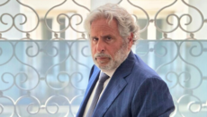 Ρόμπερτ Άμστερνταμ κατά Ελπιδοφόρου: «Παιχνίδια θρησκευτικής μισαλλοδοξίας»