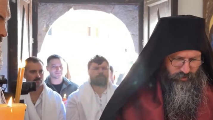 Κοσσυφοπέδιο: Αμερικανοί στρατιώτες του Bondsteel βαπτίστηκαν Ορθόδοξοι