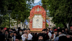 Πάνδημη υποδοχή της Ιεράς Εικόνος της Παναγίας «Άξιον Εστί» από το Άγιον Όρος