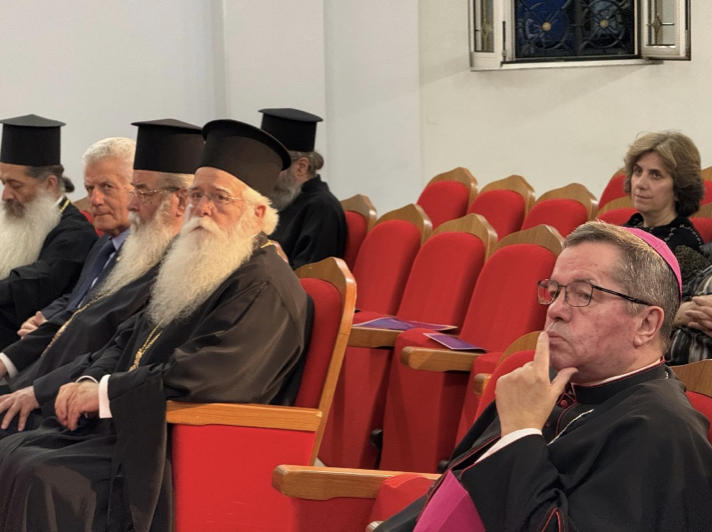 Οι Αγιορείτες Κελλιώτες σχολίασαν την έναρξη του Ευρωπαϊκού Ινστιτούτου Κανονικού & Εκκλησιαστικού Δικαίου. - μια φωτογραφία 1